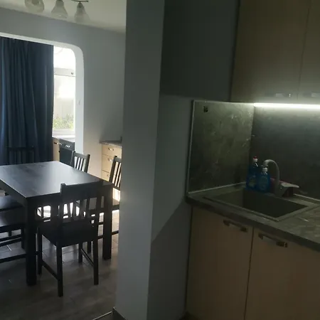 Large 3-bedroom Near Arena Appartamento *
